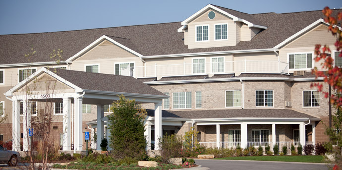 senior-living-davenport-ia.jpg