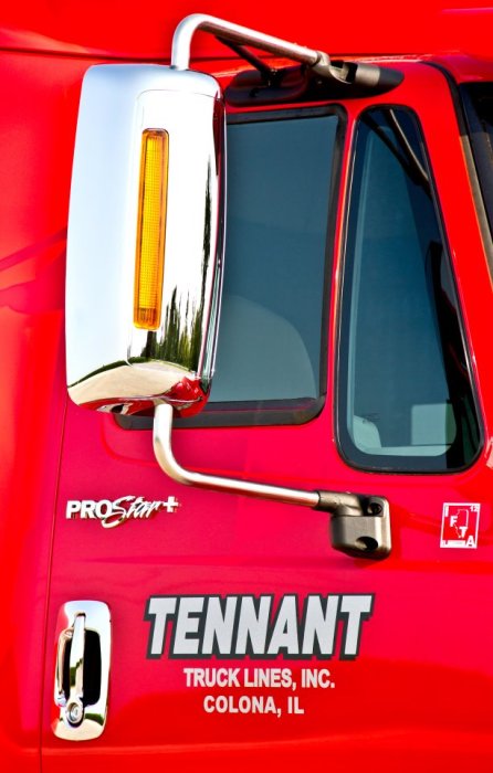 Tennant Truck Lines Inc | Quad Cities | Locals Love Us